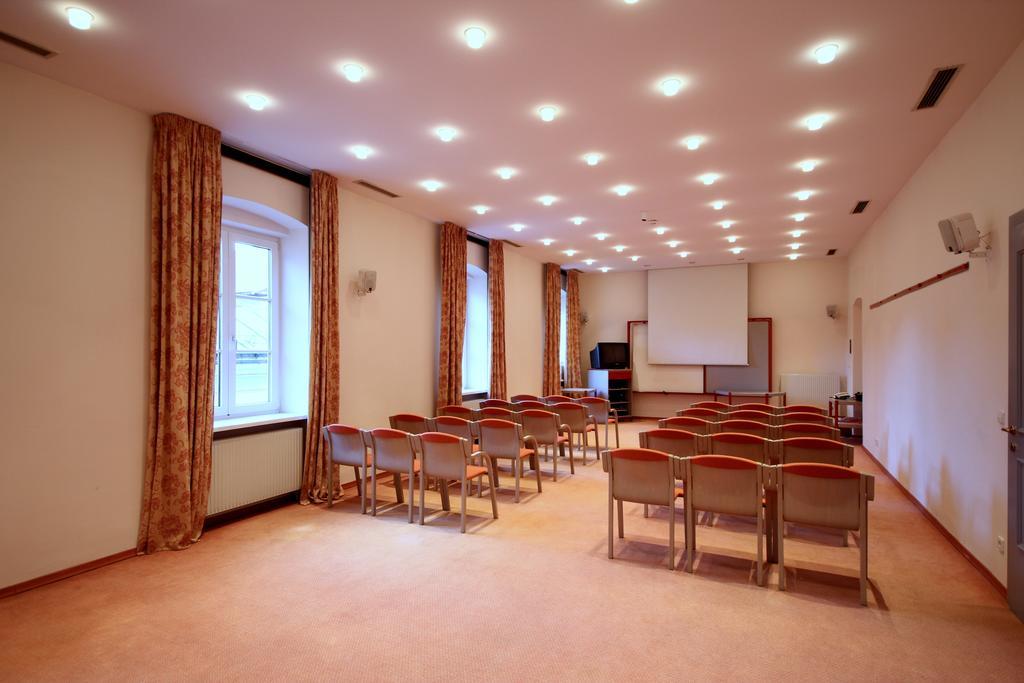 Carinthia Stadthotel Klagenfurt am Woerthersee Zewnętrze zdjęcie